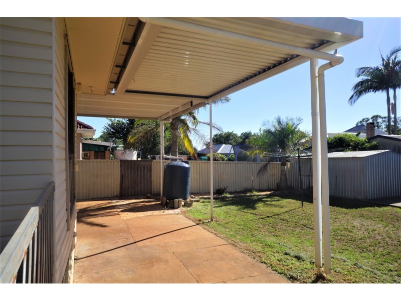 30 Doncaster Street, Newtown QLD 4350