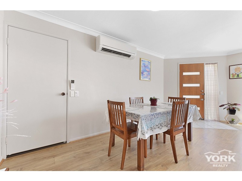 2/17 Anita Drive, Kearneys Spring QLD 4350