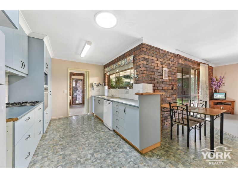 10 Camellia Court, Darling Heights QLD 4350