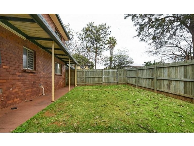 9/177 West Street, Newtown QLD 4350