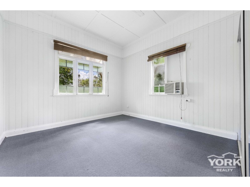 30 High Street, Wyreema QLD 4352