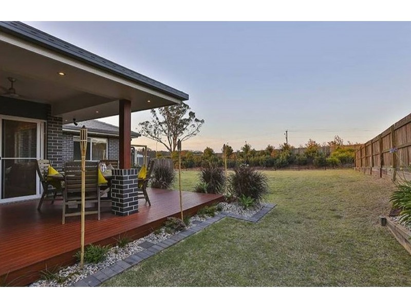 54 Bennett Street, Kleinton QLD 4352