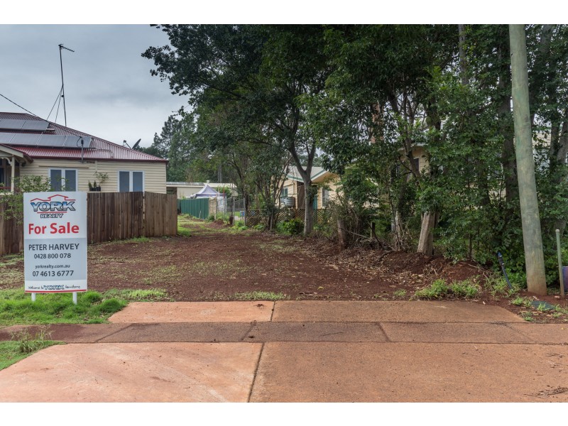 28a Ruthven Street, Harlaxton QLD 4350
