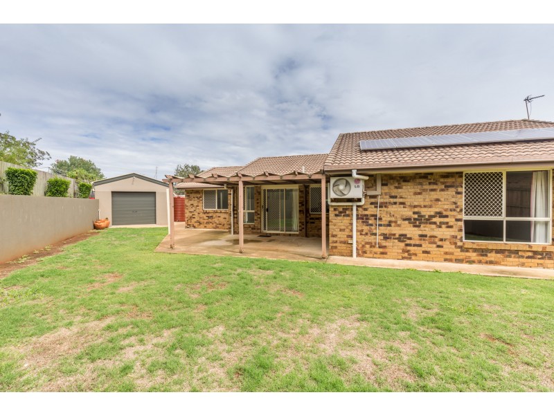 17 Kayser Court, Darling Heights QLD 4350