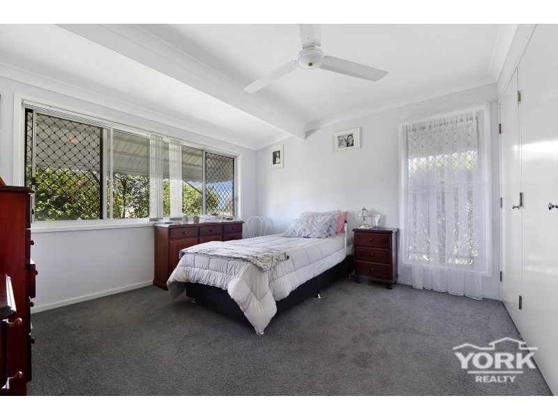 47 Traminer Drive, Wilsonton Heights QLD 4350