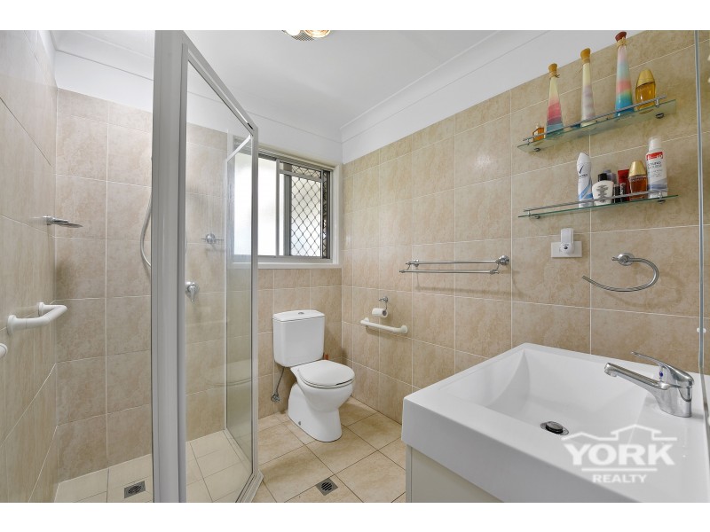 47 Traminer Drive, Wilsonton Heights QLD 4350