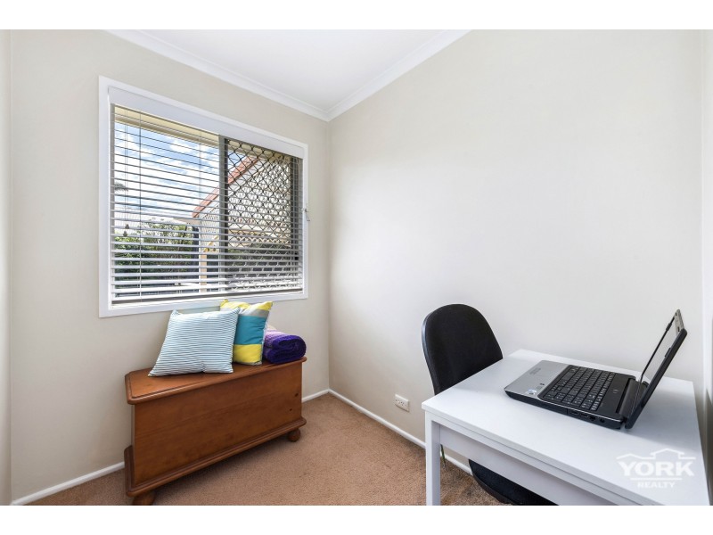 12 Dumba Street, Harristown QLD 4350