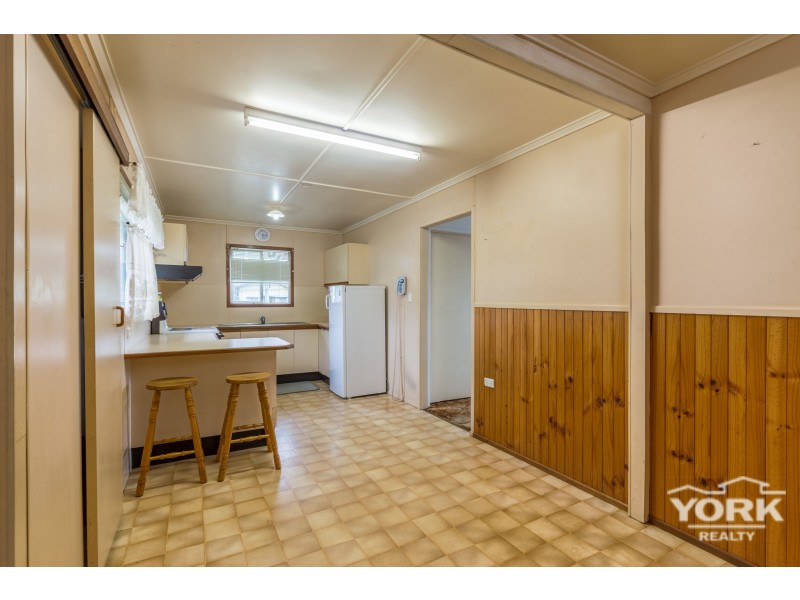 Harlaxton QLD 4350
