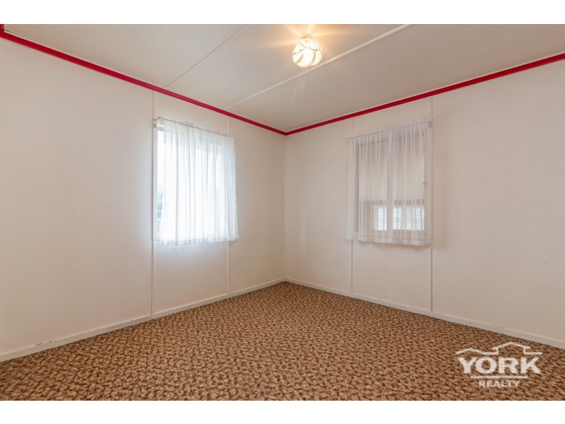 Harlaxton QLD 4350