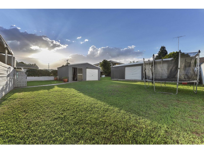 7 Evon Street, Rockville QLD 4350