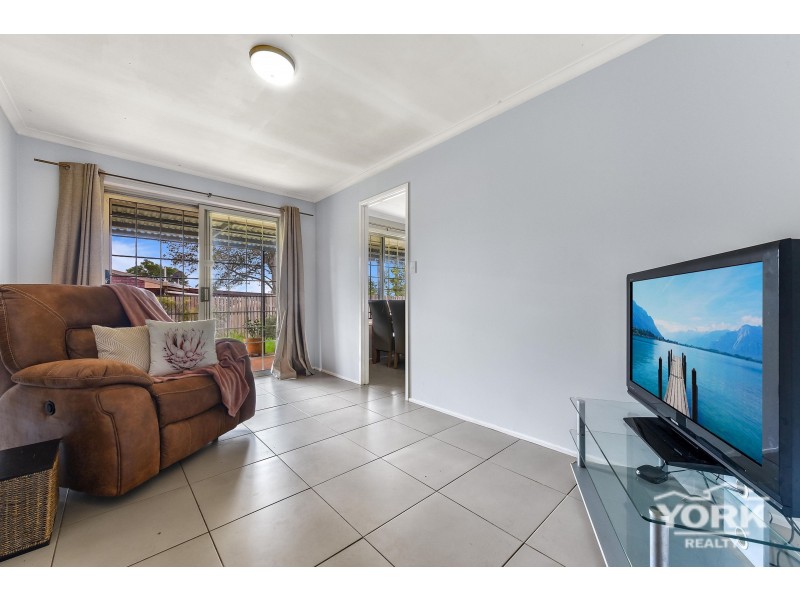 2 Chardonnay Street, Wilsonton Heights QLD 4350