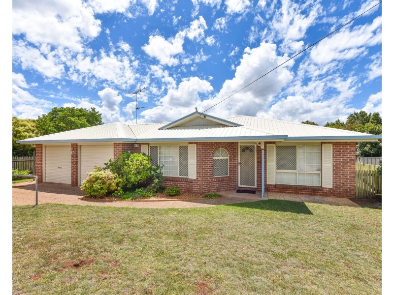 43 Platz Street, Darling Heights QLD 4350