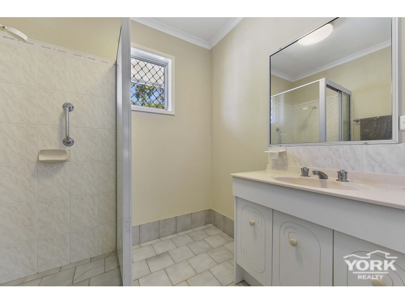 14 Drewery Street, Wilsonton QLD 4350