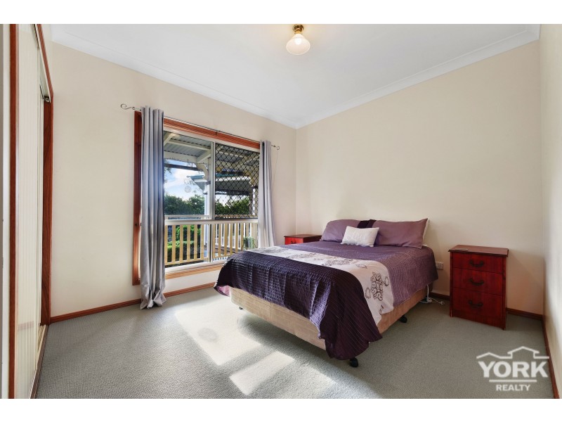 1 Jane Court, Cotswold Hills QLD 4350