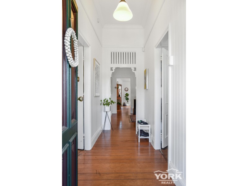 40 Gowrie Street, Toowoomba City QLD 4350