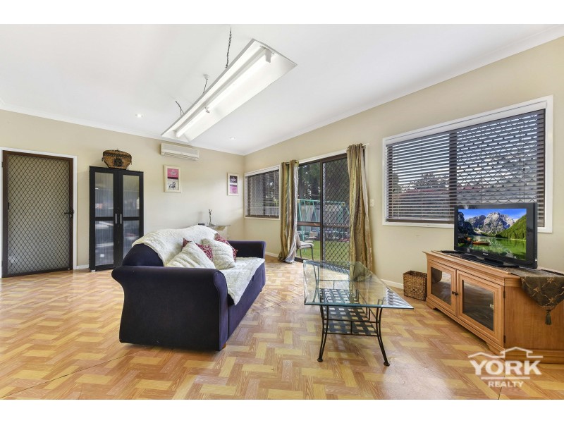 23 Rome Street, Newtown QLD 4350