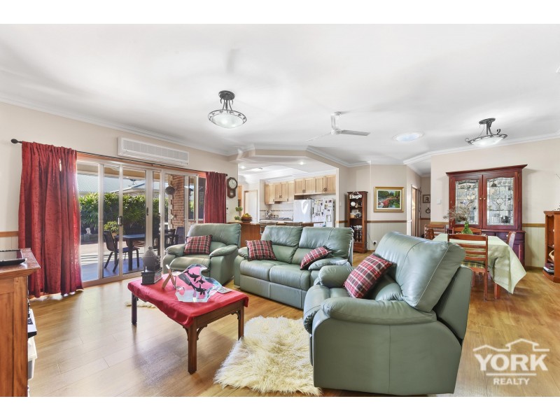 13 Highgrove Drive, Highfields QLD 4352