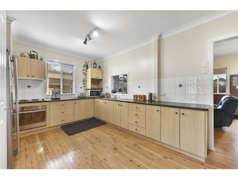 7a Holberton Street, Rockville QLD 4350