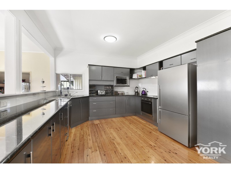 29 Maker Street, Rangeville QLD 4350