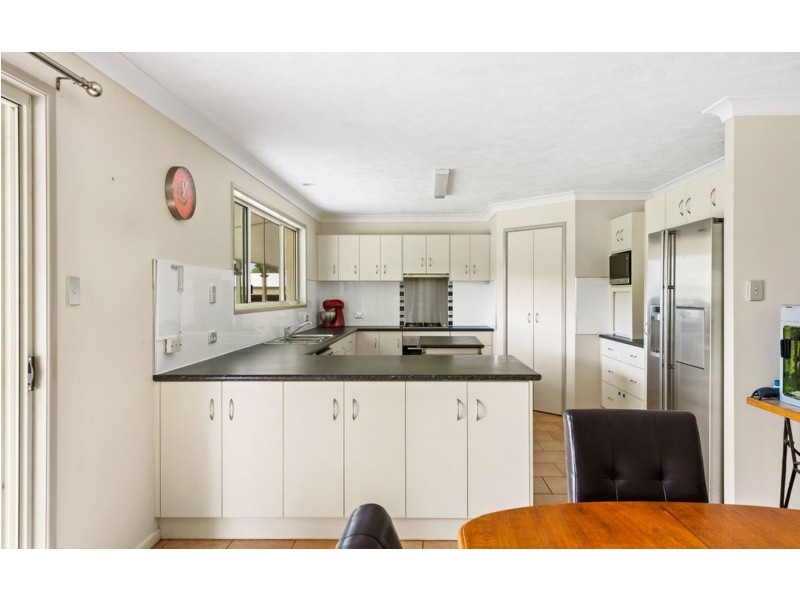 27 Kratzke Road, Highfields QLD 4352