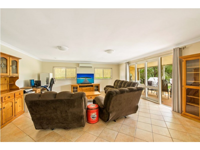 27 Kratzke Road, Highfields QLD 4352