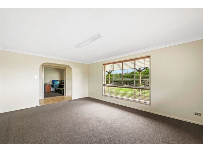 27 Kratzke Road, Highfields QLD 4352