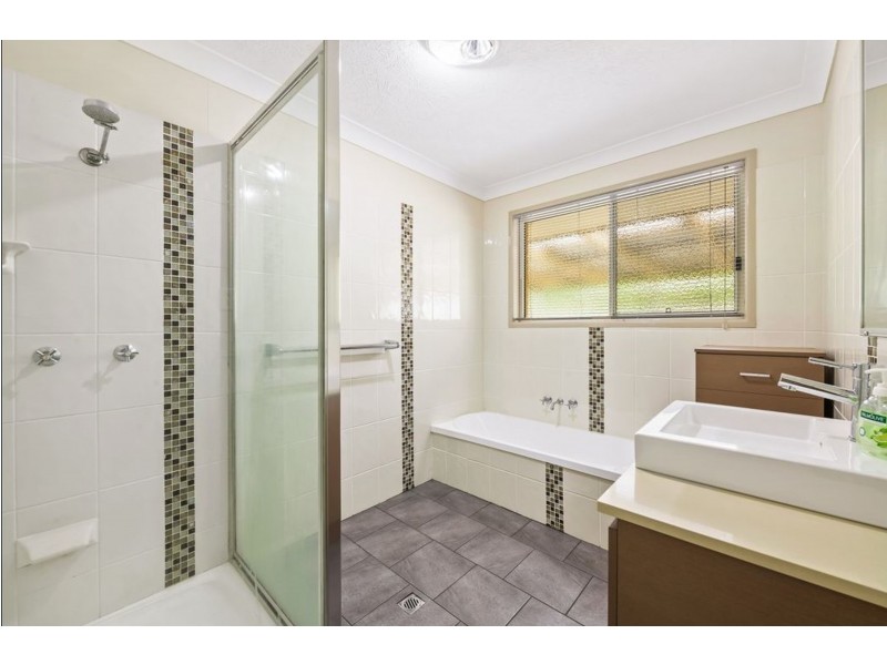 27 Kratzke Road, Highfields QLD 4352