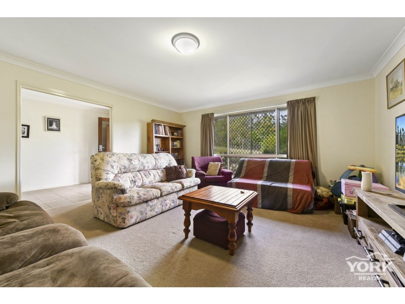 129 Platz Street, Darling Heights QLD 4350