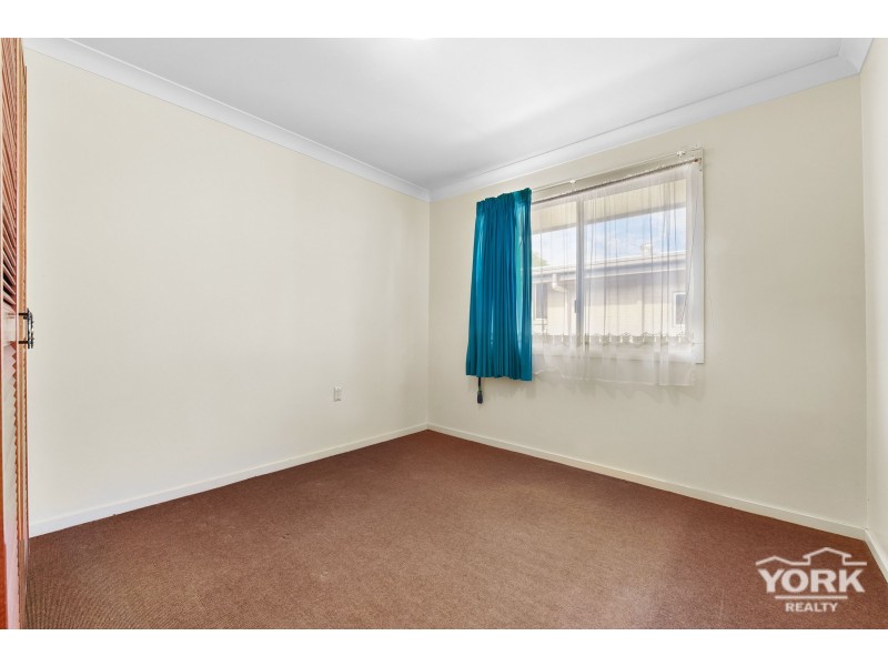 5 Priest Street, Rockville QLD 4350