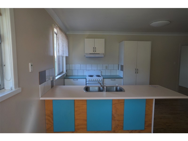 193 North Street, Rockville QLD 4350