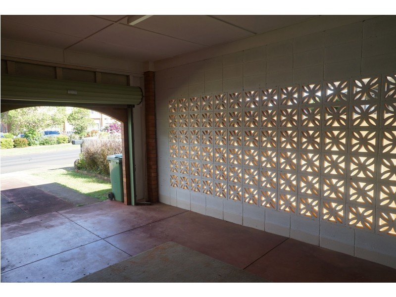 193 North Street, Rockville QLD 4350