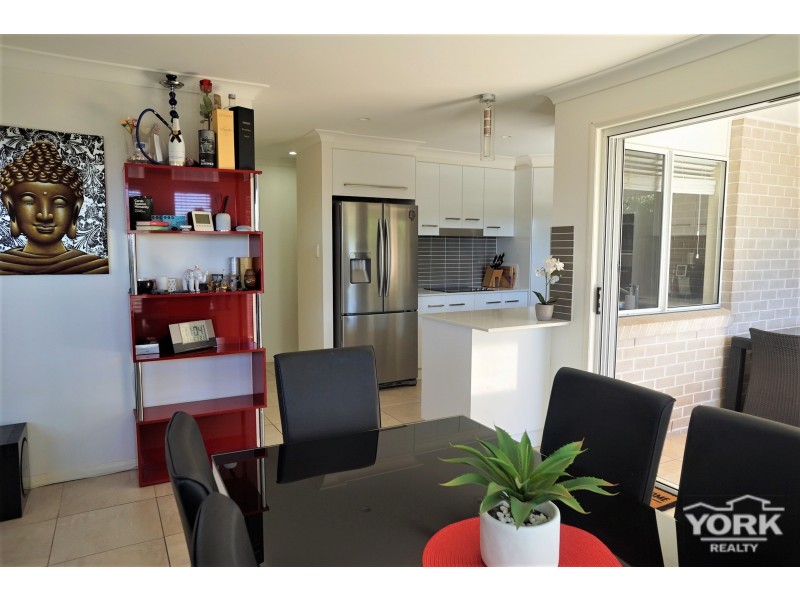 6/8 Lovejoy Court, Kearneys Spring QLD 4350