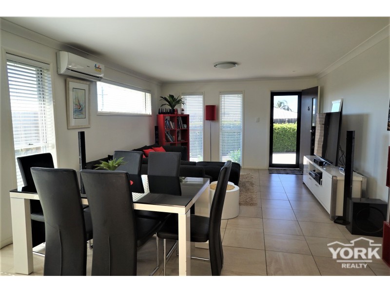 6/8 Lovejoy Court, Kearneys Spring QLD 4350