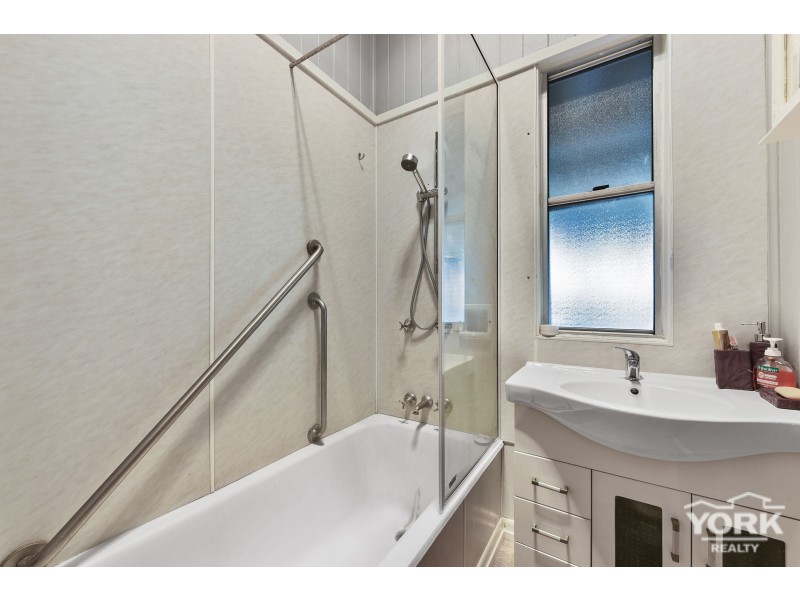 43 Victoria Street, Clifton QLD 4361