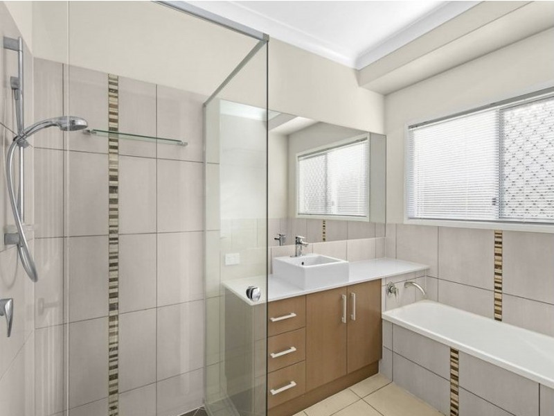 4 Pelican Drive, Rangeville QLD 4350