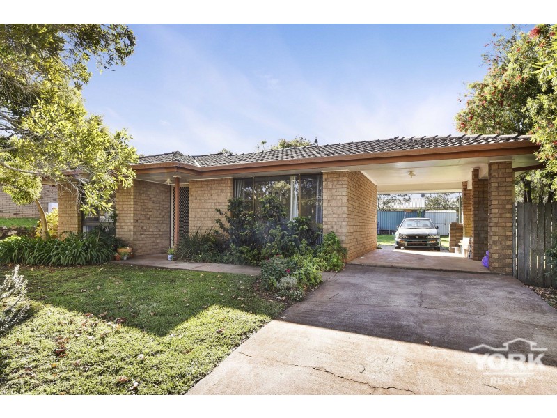 Wilsonton Heights QLD 4350