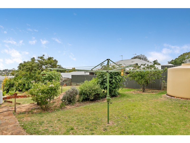 182 West Street, South Toowoomba QLD 4350