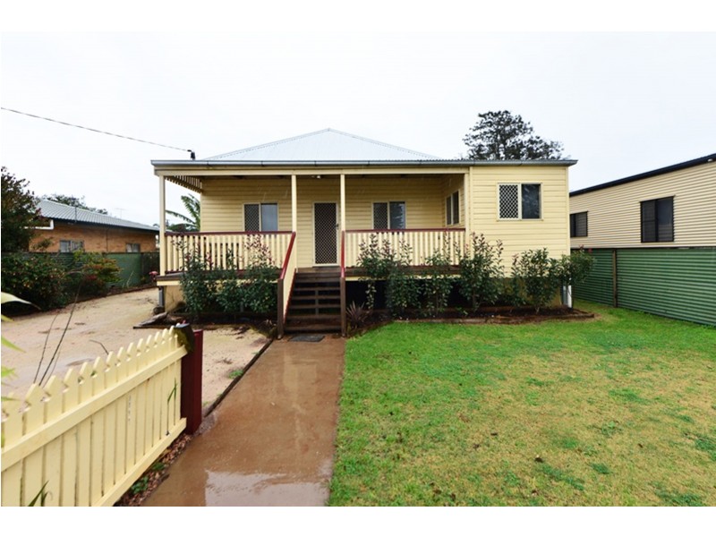 45 Priest Street, Rockville QLD 4350