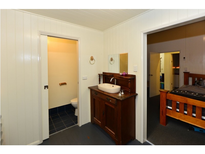 45 Priest Street, Rockville QLD 4350