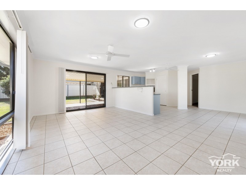 303 Greenwattle Street, Wilsonton QLD 4350