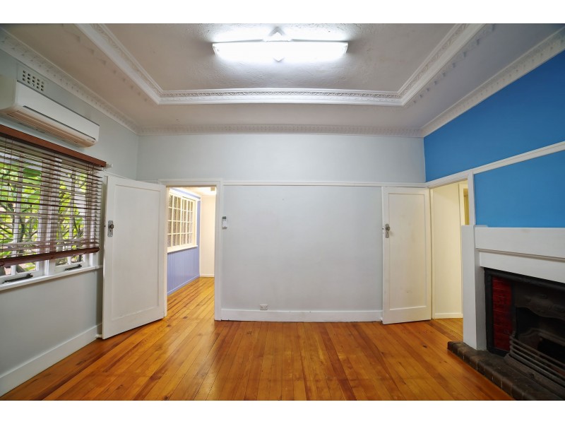 228 Hume Street, South Toowoomba QLD 4350