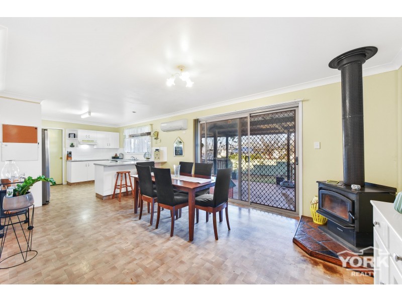 Kearneys Spring QLD 4350