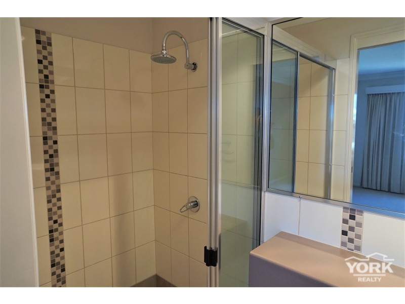 2/2 Ball Street, Drayton QLD 4350