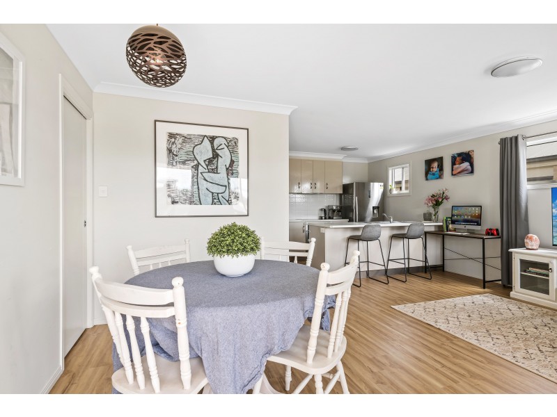 105 Entabeni Drive, Kearneys Spring QLD 4350