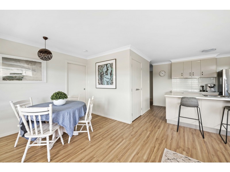 105 Entabeni Drive, Kearneys Spring QLD 4350