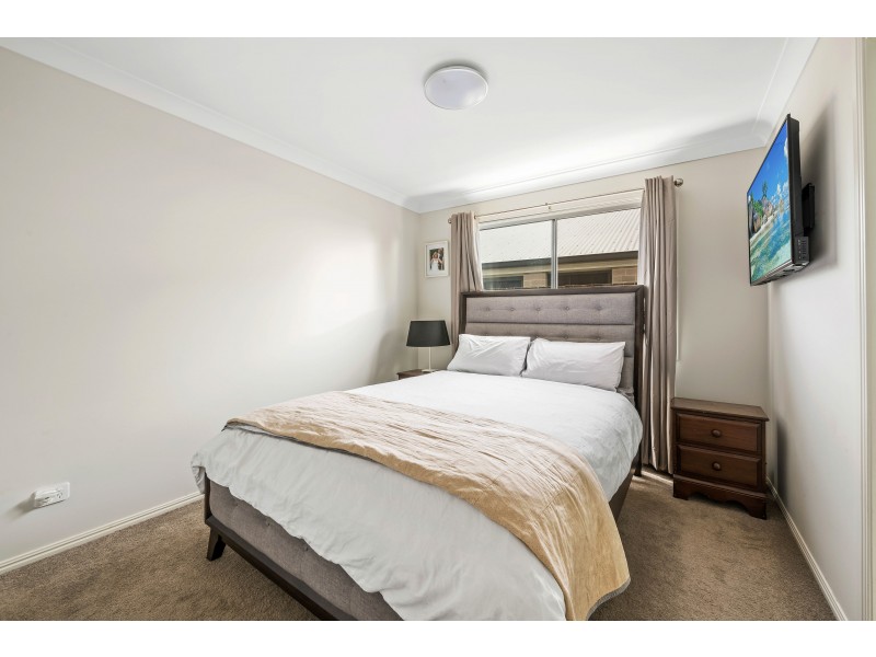 Lot 208 Entabeni Drive, Kearneys Spring QLD 4350