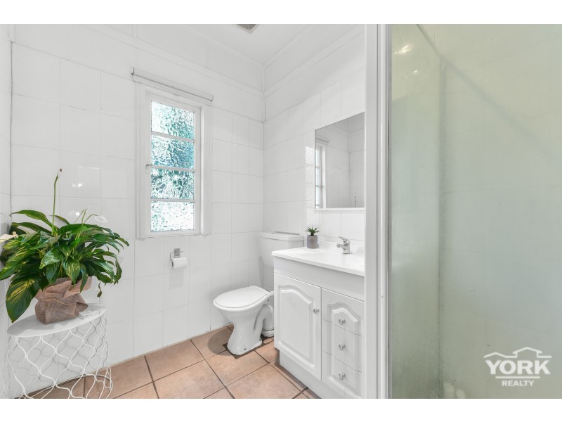 755 Ruthven Street, South Toowoomba QLD 4350