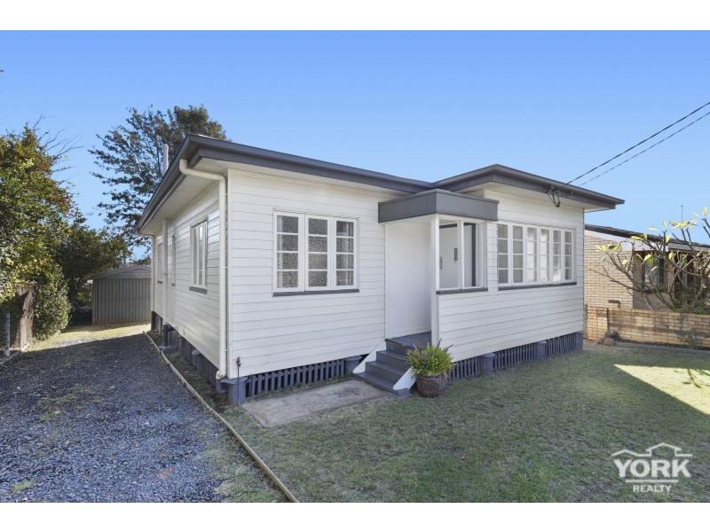 755 Ruthven Street, South Toowoomba QLD 4350
