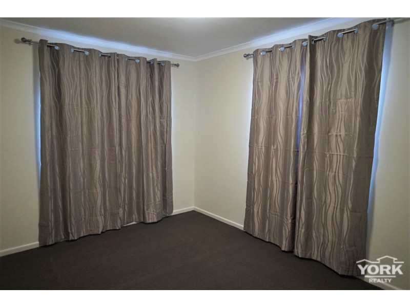 1/15a Wilfred Street, Harristown QLD 4350