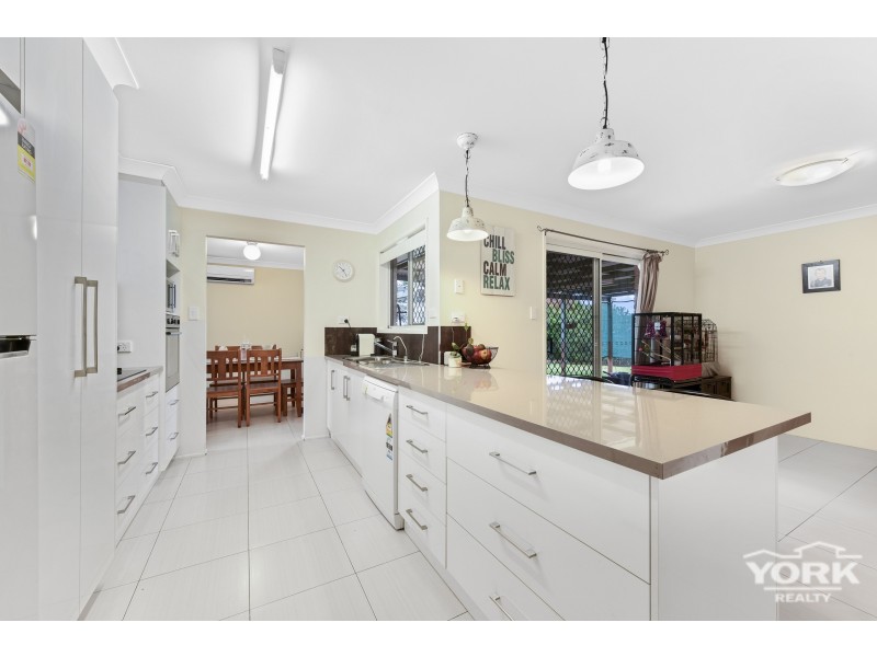 2a Bond Court, Darling Heights QLD 4350